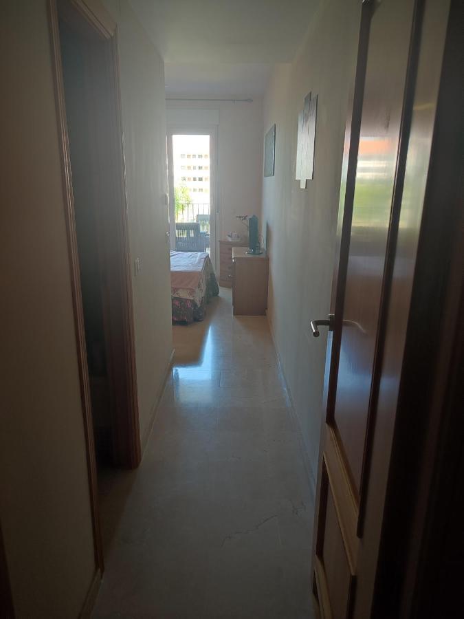 Apartamento Junto A La Playa Zona Tranquila Манилва Экстерьер фото